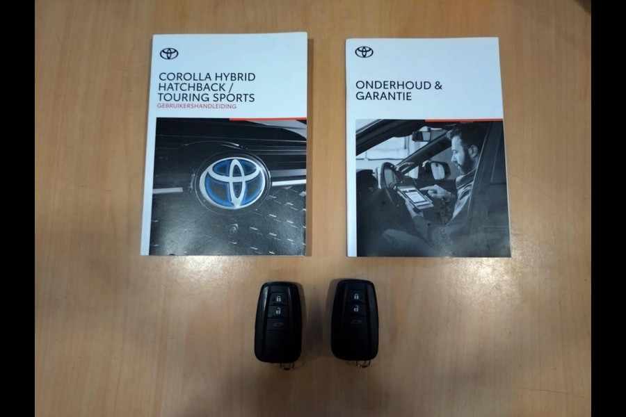 Toyota Corolla Touring Sports 1.8 Hybrid Business Plus lage km stand!