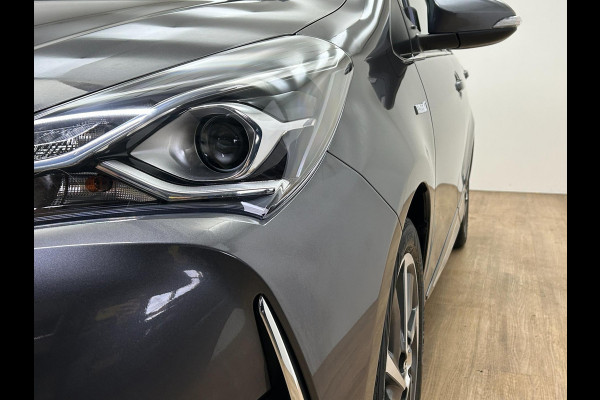 Toyota Yaris Occasion 1.5 Hybrid Premium | Airco | Grijs | Tweedehands Toyota Yaris | Cruisecontrol | Panoramadak