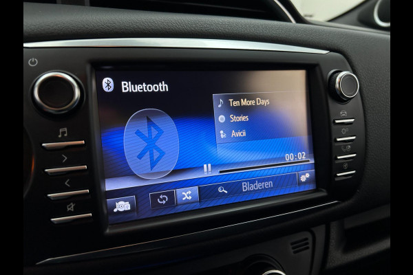 Toyota Yaris Occasion 1.5 Hybrid Premium | Airco | Grijs | Tweedehands Toyota Yaris | Cruisecontrol | Panoramadak