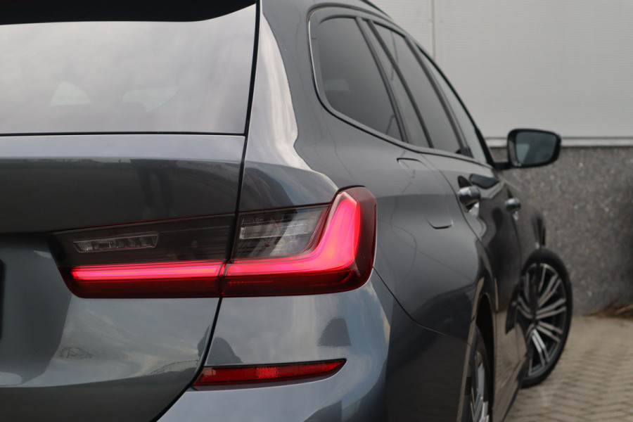 BMW 3 Serie Touring M-Sport SOH 93% / Hifi / Stoelverwarming / 18inch / Sportstoelen /