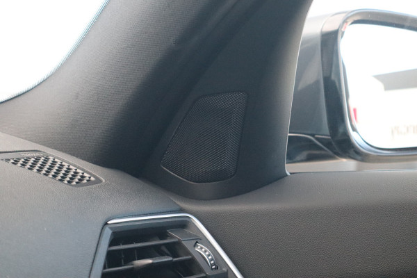 BMW 3 Serie Touring M-Sport SOH 93% / Hifi / Stoelverwarming / 18inch / Sportstoelen /