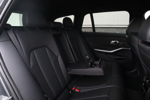 BMW 3 Serie Touring M-Sport SOH 93% / Hifi / Stoelverwarming / 18inch / Sportstoelen /
