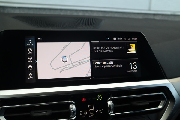 BMW 3 Serie Touring M-Sport SOH 93% / Hifi / Stoelverwarming / 18inch / Sportstoelen /