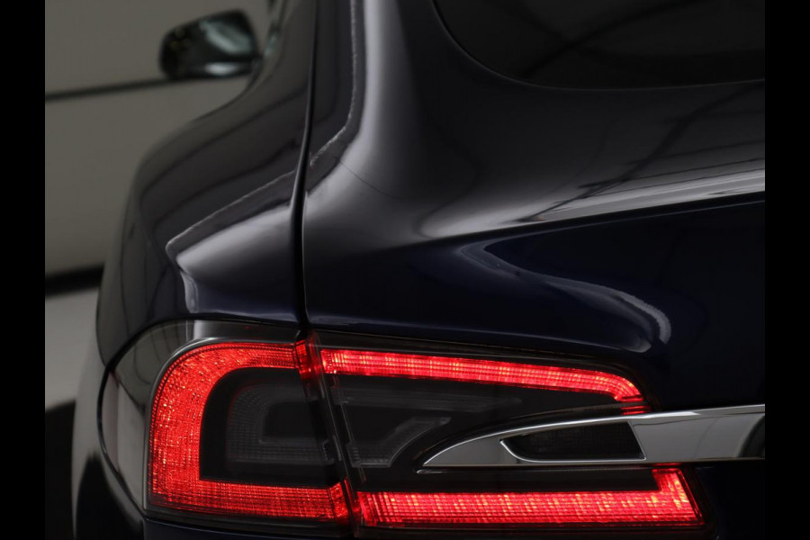 Tesla Model S 100D | Panoramadak | Leder | Autopilot | Stoelverwarming | Camera | Keyless | Full LED | Navigatie | Climate control | 19'' lichtmetalen velgen
