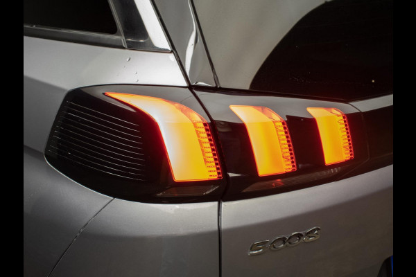 Peugeot 5008 1.2 PureTech Active Sport (APPLE CARPLAY,NAVI,CRUISE,LED,LANE ASSIST,DAB,SPORTSTOELEN,NIEUWE APK,NETTE STAAT)