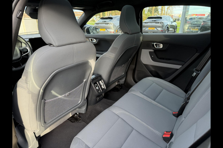 Polestar 2 Aut. Long Range Dual AWD | Trekhaak | Panorama | 360 Camera | Harman Kardon |