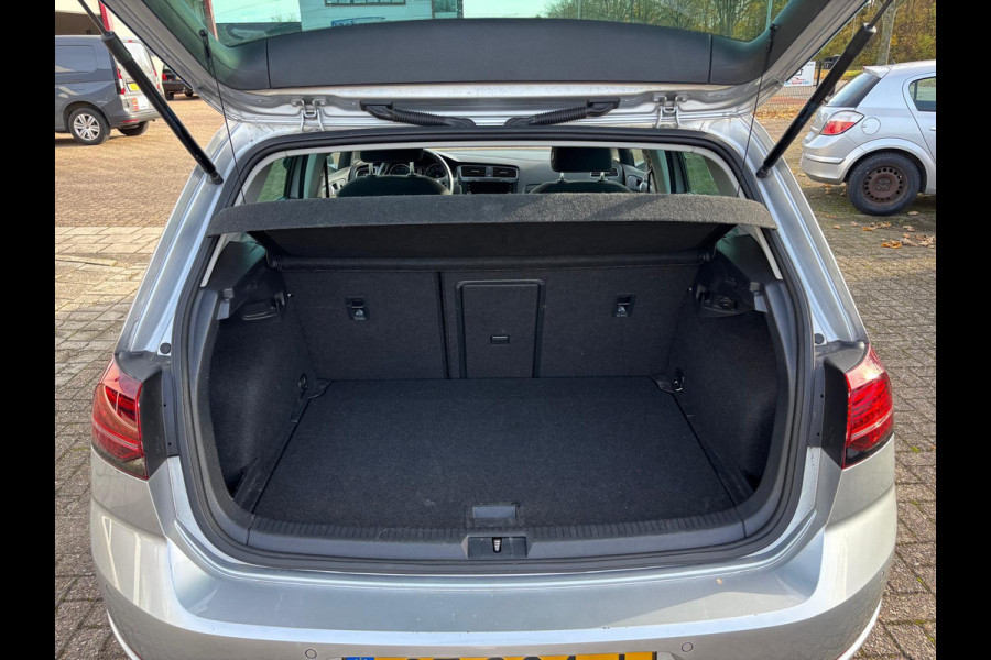 Volkswagen Golf 1.0 TSI Comfortline Business