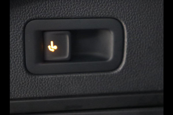 Volkswagen Tiguan Allspace 1.5 TSI R Line | Trekhaak | Camera | Full LED | Adaptive cruise | Virtual Cockpit | Park Assist | Carplay | Navigatie | Keyless | Climate control | 19'' lichtmetalen velgen