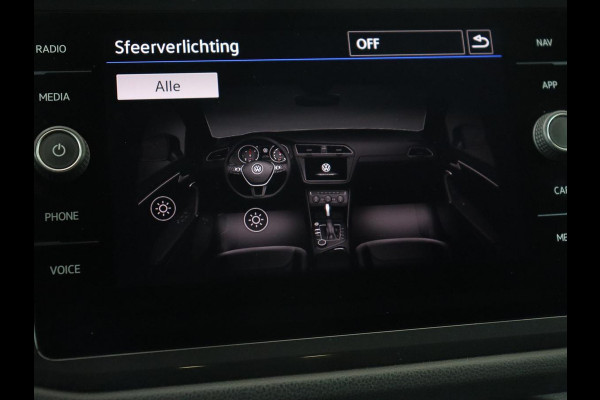 Volkswagen Tiguan Allspace 1.5 TSI R Line | Trekhaak | Camera | Full LED | Adaptive cruise | Virtual Cockpit | Park Assist | Carplay | Navigatie | Keyless | Climate control | 19'' lichtmetalen velgen