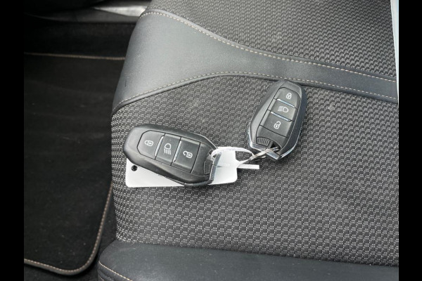 Peugeot 3008 1.2 PureTech GT Line | New model | 3D Vitrual | Navi | Camera | Stoel Verwarming |