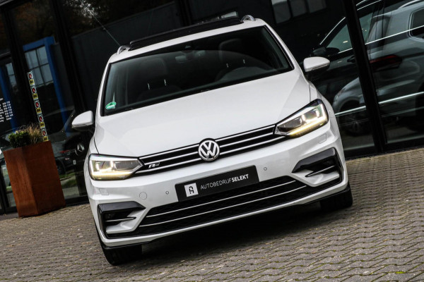 Volkswagen Touran 1.8 TSI R-LINE - PANO - TREKHAAK - CARPLAY - ACC - CAMERA - VOL!!
