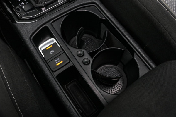 Volkswagen Touran 1.8 TSI R-LINE - PANO - TREKHAAK - CARPLAY - ACC - CAMERA - VOL!!