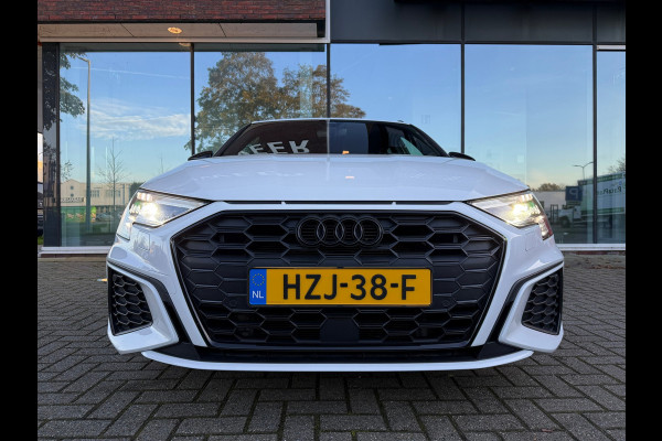 Audi A3 Sportback 45 TFSI e S edition Competition - Automaat - Navi - Winterpakket - Trekhaak
