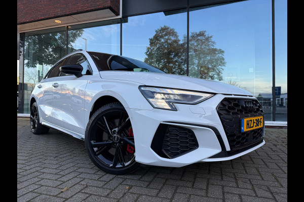 Audi A3 Sportback 45 TFSI e S edition Competition - Automaat - Navi - Winterpakket - Trekhaak