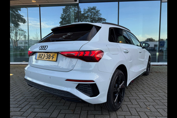 Audi A3 Sportback 45 TFSI e S edition Competition - Automaat - Navi - Winterpakket - Trekhaak