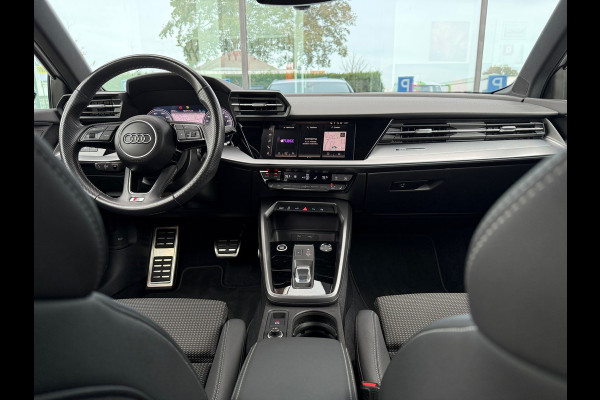 Audi A3 Sportback 45 TFSI e S edition Competition - Automaat - Navi - Winterpakket - Trekhaak