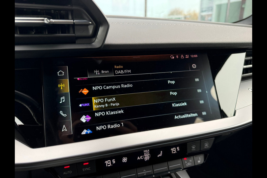 Audi A3 Sportback 45 TFSI e S edition Competition - Automaat - Navi - Winterpakket - Trekhaak