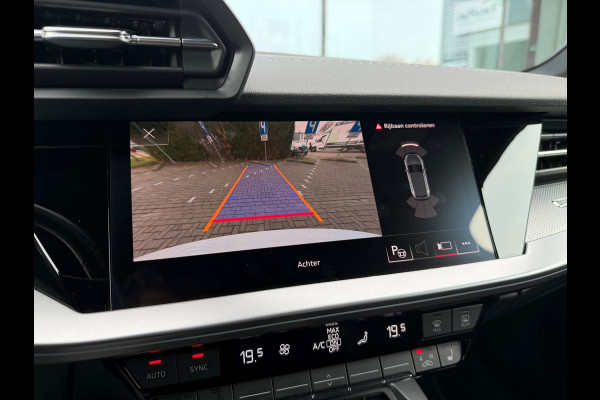 Audi A3 Sportback 45 TFSI e S edition Competition - Automaat - Navi - Winterpakket - Trekhaak