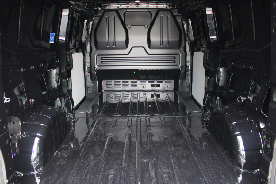 Ford Transit Custom 320 2.0 TDCI L2H1 Trend 170pk - 4x4 AWD - 18'' - Spoiler pack - 2x Schuifdeur - Adaptive Cruise - Blind spot - Stoelverwarming -