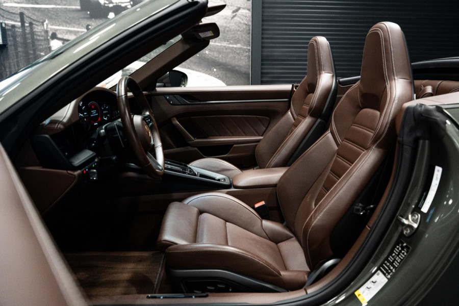 Porsche 911 Cabrio 3.0 Carrera GTS *Sport-Chrono / Sport-Design / BOSE / Stoelventilatie / Carbon*