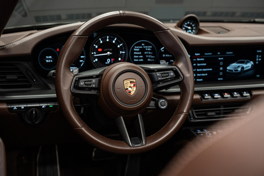 Porsche 911 Cabrio 3.0 Carrera GTS *Sport-Chrono / Sport-Design / BOSE / Stoelventilatie / Carbon*