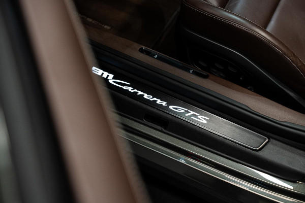 Porsche 911 Cabrio 3.0 Carrera GTS *Sport-Chrono / Sport-Design / BOSE / Stoelventilatie / Carbon*