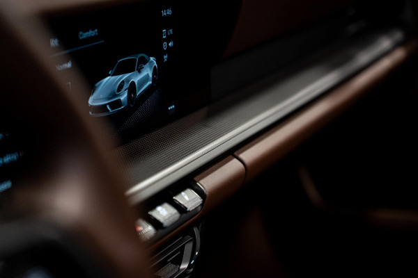 Porsche 911 Cabrio 3.0 Carrera GTS *Sport-Chrono / Sport-Design / BOSE / Stoelventilatie / Carbon*