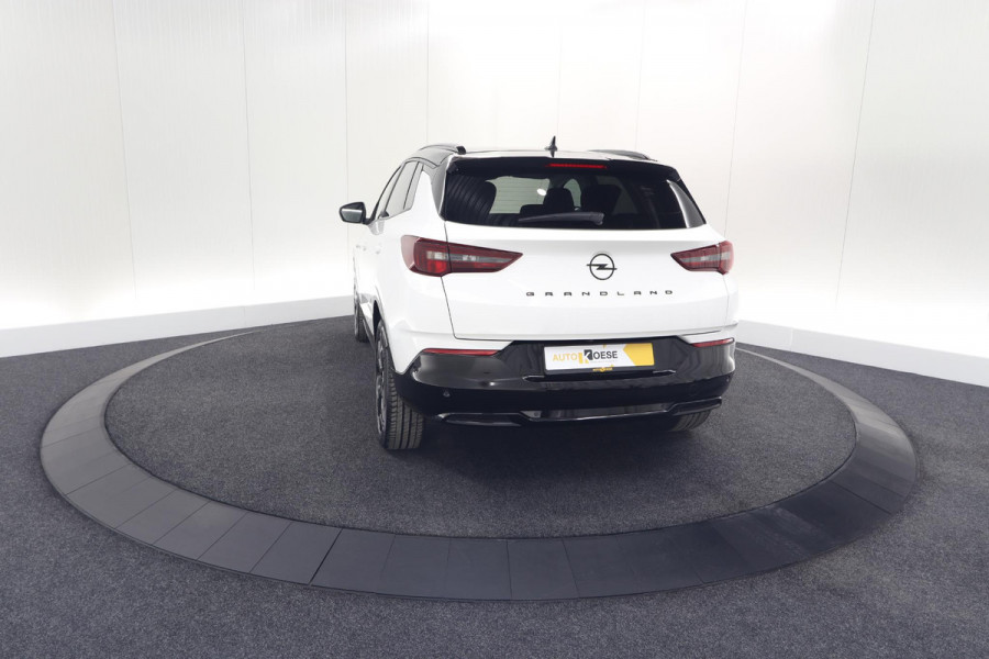 Opel Grandland Turbo 130 AT8 Ultimate | Camera | Adaptieve Cruise Control | Pack Winter | Elektronische Kofferklep