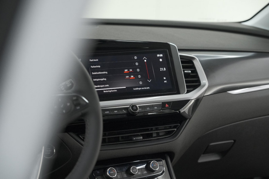 Opel Grandland Turbo 130 AT8 Ultimate | Camera | Adaptieve Cruise Control | Pack Winter | Elektronische Kofferklep