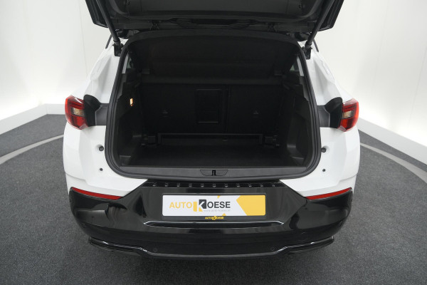 Opel Grandland Turbo 130 AT8 Ultimate | Camera | Adaptieve Cruise Control | Pack Winter | Elektronische Kofferklep