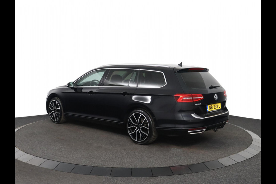 Volkswagen Passat Variant 1.4 TSI Connected Series|19"|Trekhaak|Camera