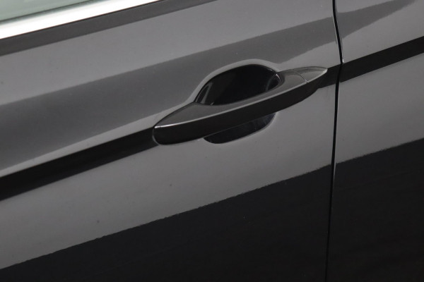 Volkswagen Passat Variant 1.4 TSI Connected Series|19"|Trekhaak|Camera