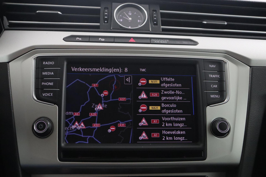 Volkswagen Passat Variant 1.4 TSI Connected Series|19"|Trekhaak|Camera