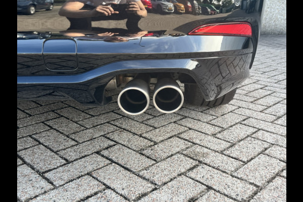 Ford FOCUS Wagon 1.0 EBH ST Line X 155PK AUTOMAAT! TREKHAAK! DRIVERPACK! WINTERPA