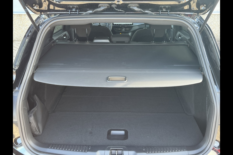 Ford FOCUS Wagon 1.0 EBH ST Line X 155PK AUTOMAAT! TREKHAAK! DRIVERPACK! WINTERPA