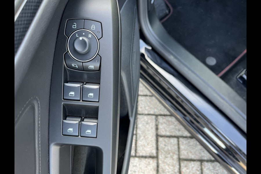 Ford FOCUS Wagon 1.0 EBH ST Line X 155PK AUTOMAAT! TREKHAAK! DRIVERPACK! WINTERPA