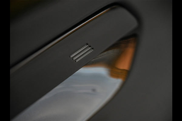 BMW 5 Serie Touring 550e XDRIVE | M-SPORT PRO | SHADOW LINE | M-SPORT SEATS | ALCANTARA HEMEL | CARBON PACKAGE | PANORAMADAK | ICONIC GRILL