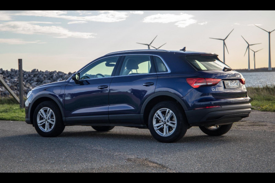 Audi Q3 45 TFSI e edition AUTOMAAT / PLUG IN HYBRID / STOELVERWARMING / LEER / VIRTUAL COCKPIT / CRUISE CONTROLE / DEALER ONDERHOUDEN