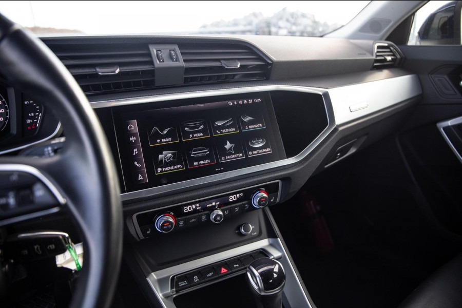 Audi Q3 45 TFSI e edition AUTOMAAT / PLUG IN HYBRID / STOELVERWARMING / LEER / VIRTUAL COCKPIT / CRUISE CONTROLE / DEALER ONDERHOUDEN