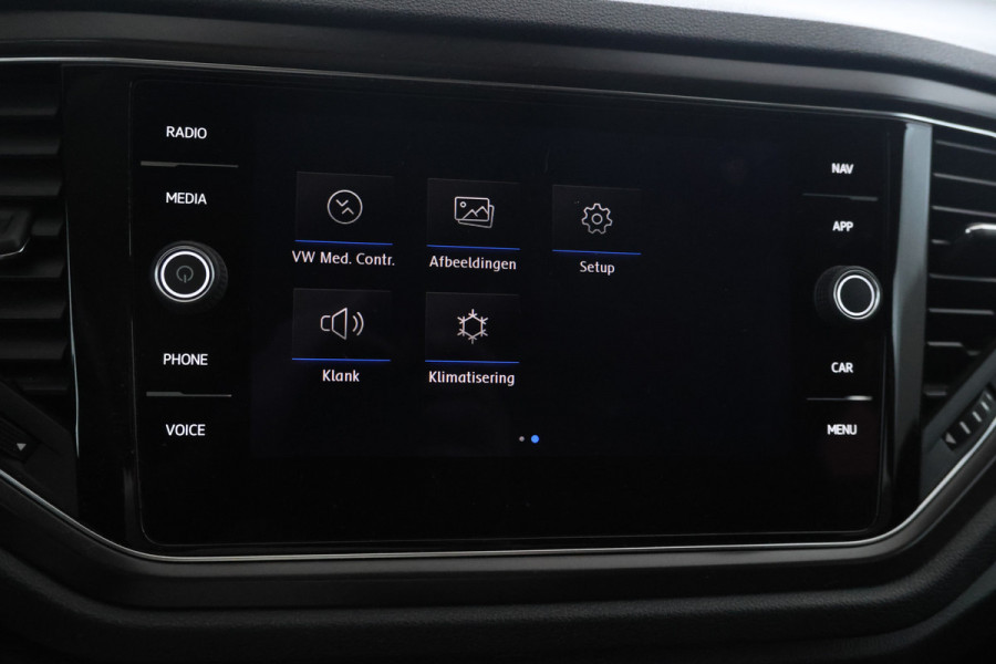 Volkswagen T-Roc 1.5 TSI Sport 150PK, Automaat, Apple carplay, Climate,