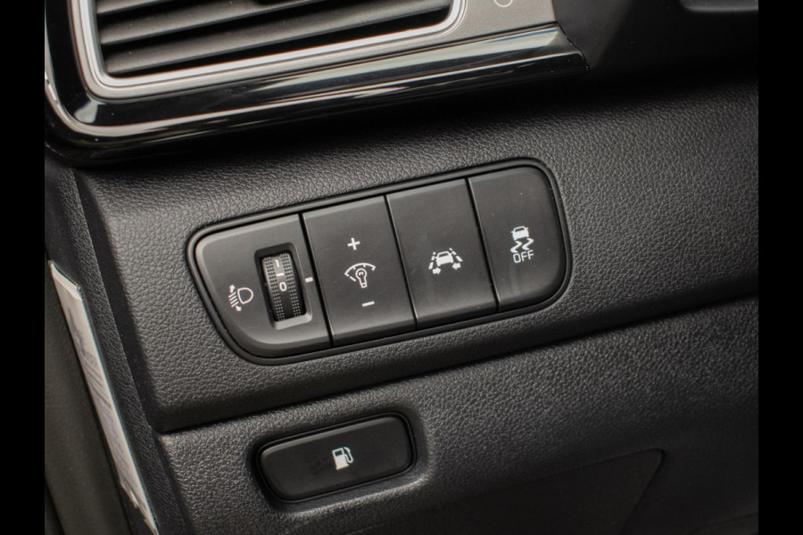 Kia Niro 1.6 GDi Hybrid DynamicLine Sport (APPLE CARPLAY,NAVI,CAMERA,LED,CRUISE,SPORTSTOELEN,LM VELGEN,NETTE STAAT)