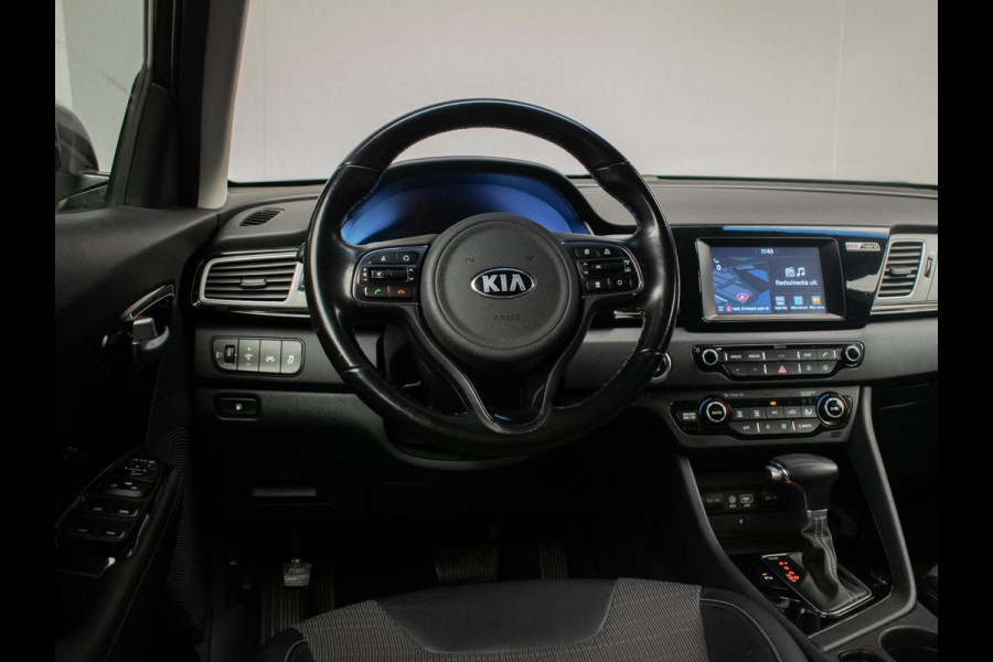 Kia Niro 1.6 GDi Hybrid DynamicLine Sport (APPLE CARPLAY,NAVI,CAMERA,LED,CRUISE,SPORTSTOELEN,LM VELGEN,NETTE STAAT)