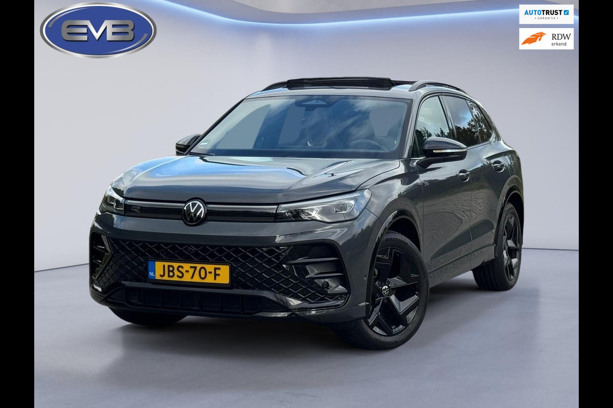 Volkswagen Tiguan 1.5 eTSI R-Line Edition, panoramadak, vele opties, nieuw prijs €64170,-