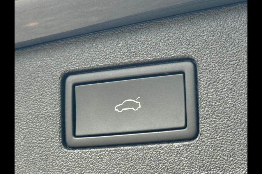 Volkswagen Tiguan 1.5 eTSI R-Line Edition, panoramadak, vele opties, nieuw prijs €64170,-