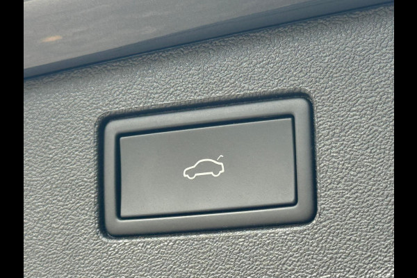 Volkswagen Tiguan 1.5 eTSI R-Line Edition, panoramadak, vele opties, nieuw prijs €64170,-