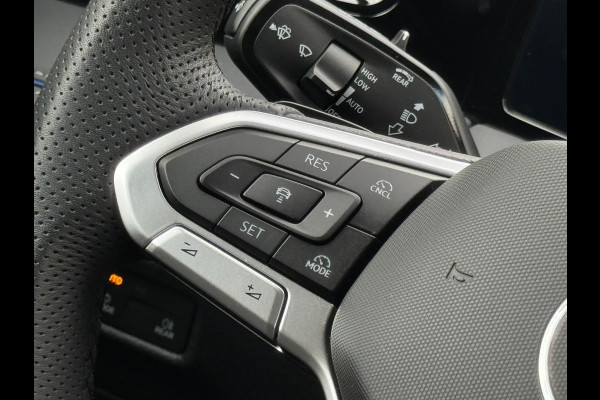 Volkswagen Tiguan 1.5 eTSI R-Line Edition, panoramadak, vele opties, nieuw prijs €64170,-