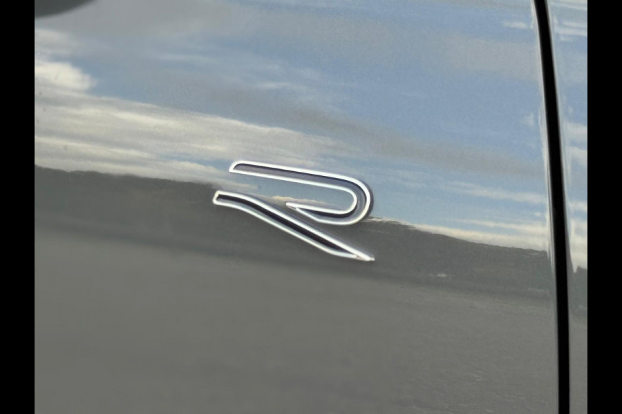 Volkswagen Tiguan 1.5 eTSI R-Line Edition, panoramadak, vele opties, nieuw prijs €64170,-