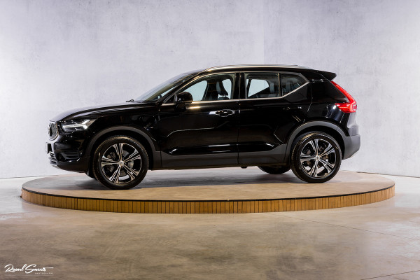 Volvo XC40 1.5 T4 Recharge Inscription | Adaptieve cruise | Zwenkbare trekhaak | Dab+ | Leder |
