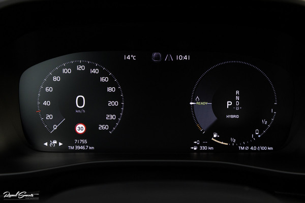 Volvo XC40 1.5 T4 Recharge Inscription | Adaptieve cruise | Zwenkbare trekhaak | Dab+ | Leder |