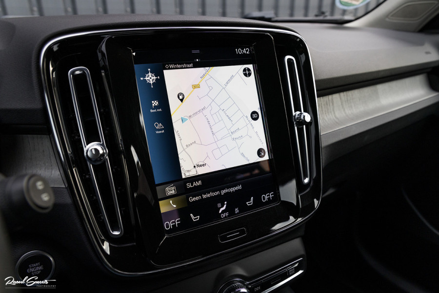 Volvo XC40 1.5 T4 Recharge Inscription | Adaptieve cruise | Zwenkbare trekhaak | Dab+ | Leder |